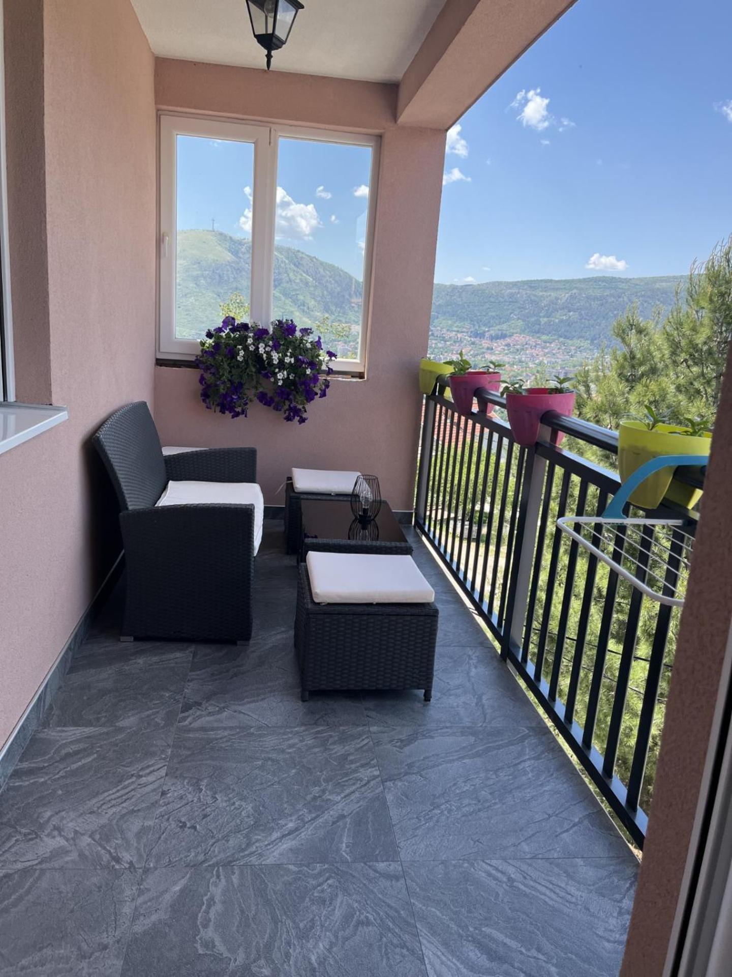 Skywalk House Villa Mostar Exterior photo